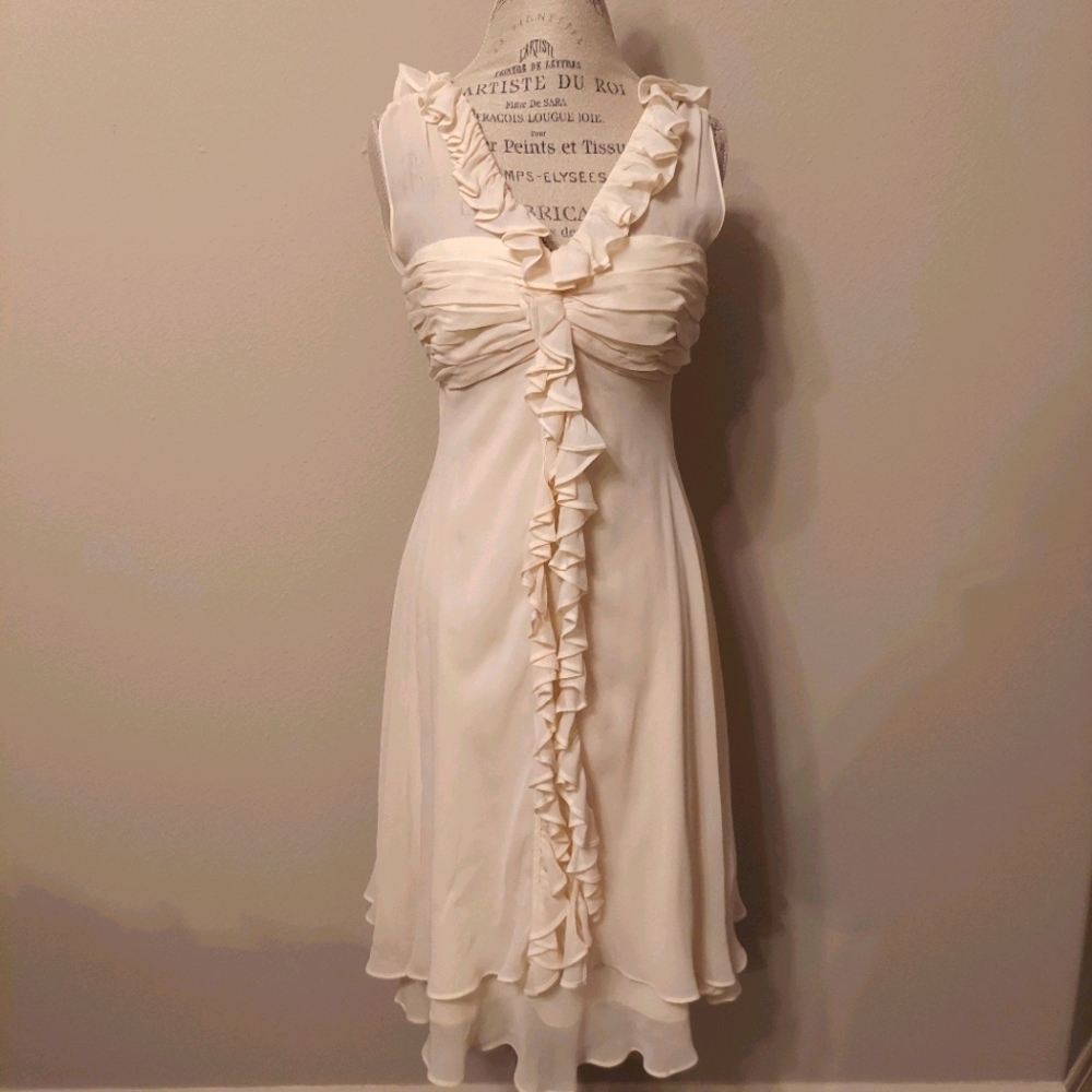 Donna Ricco Ivory Silk Chiffon Ruffle Dress Sz 6